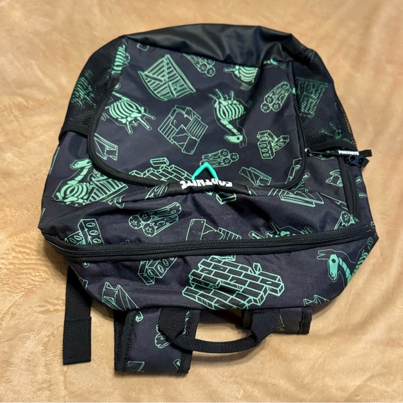 2021 Fortnite Amplify Backpack Loot Llama 18" Green and Black - Picture 2 of 9
